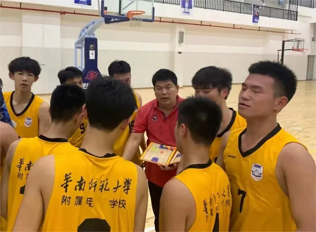 如何使用智能健身设备进行篮球专项训练_0